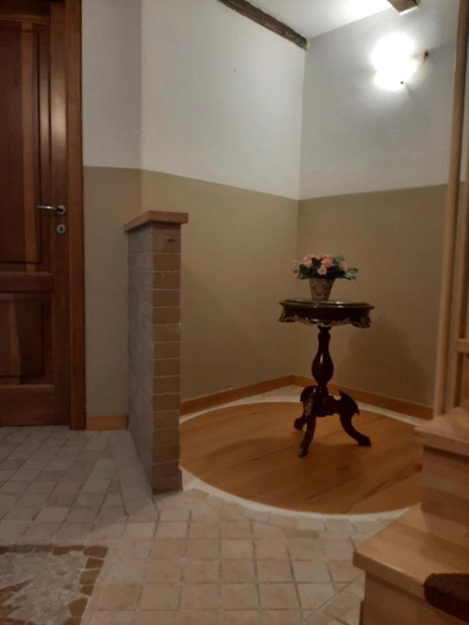 Alloggi Piazza Umberto Primo Pacentro Exteriör bild
